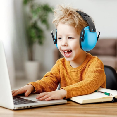 casque anti bruit enfant-enthousiaste