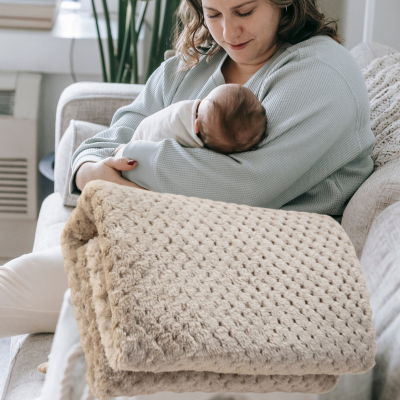 couverture bébé-marron